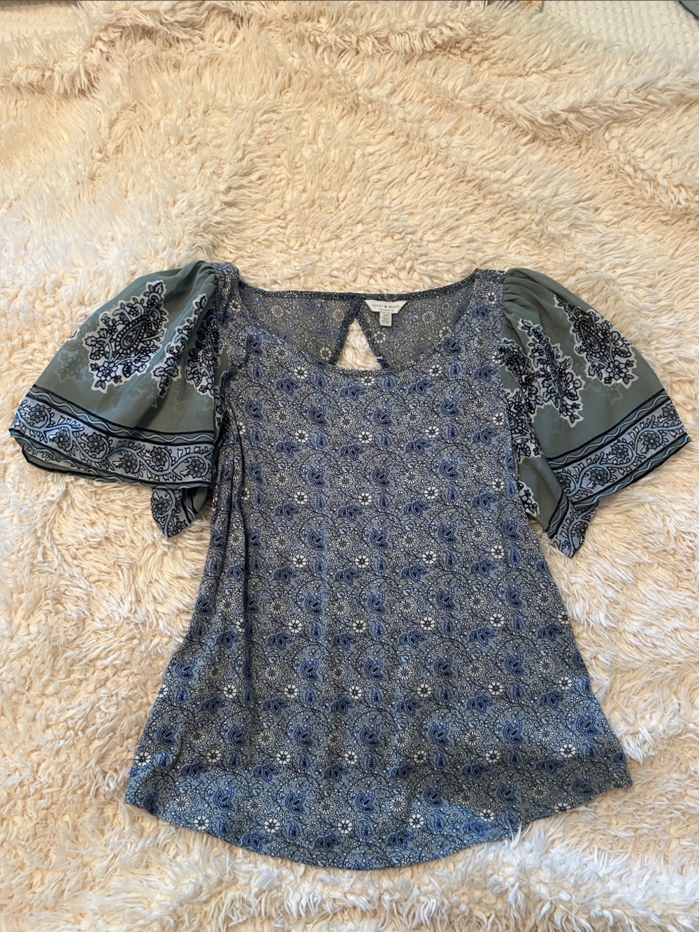 Lucky Brand Blue Patterned Top with Sage Puff Sleeves